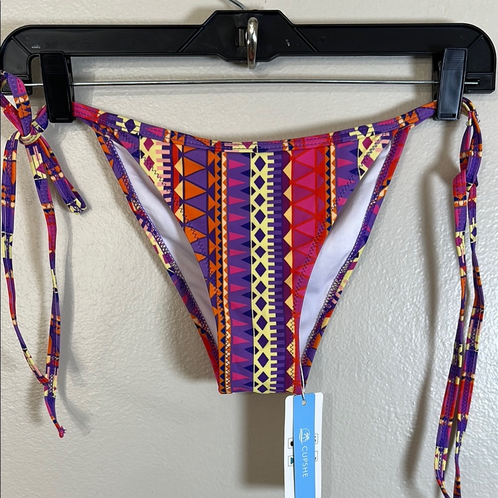 NEW CUPSHE Colorful Geometric Bikini Bottom‎
